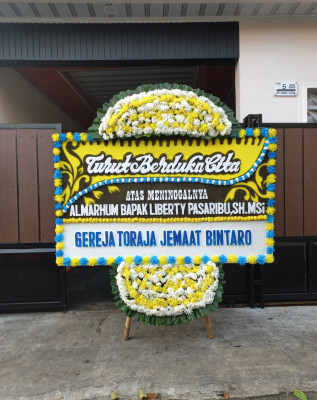 Papan Bunga Duka di Dampit
